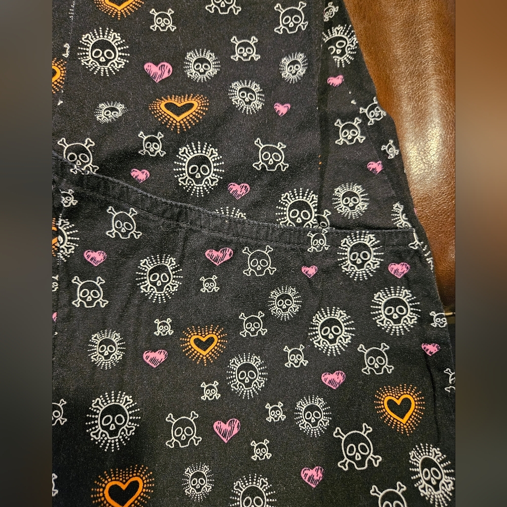 Scrub Top - Picture 2 of 5